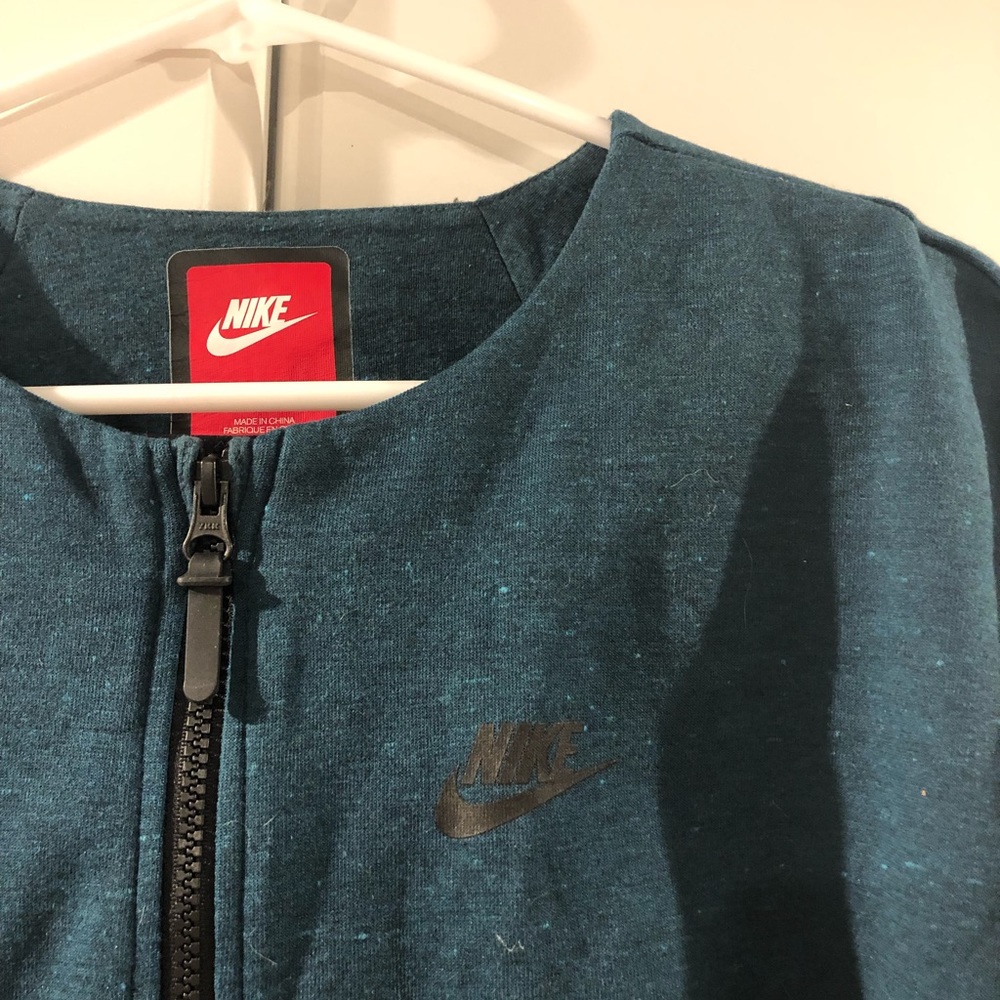Nike Workout Jacket - Picture 6 of 6